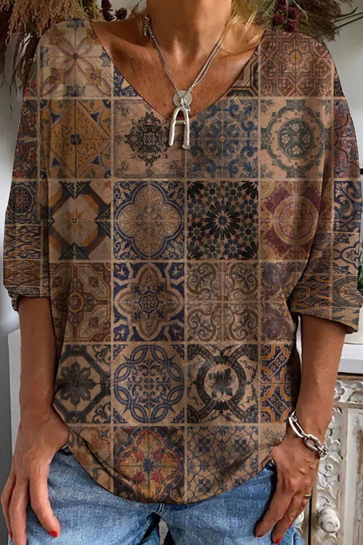 Fudus | Retro-T-Shirt mit ethnischem Druck für Damen