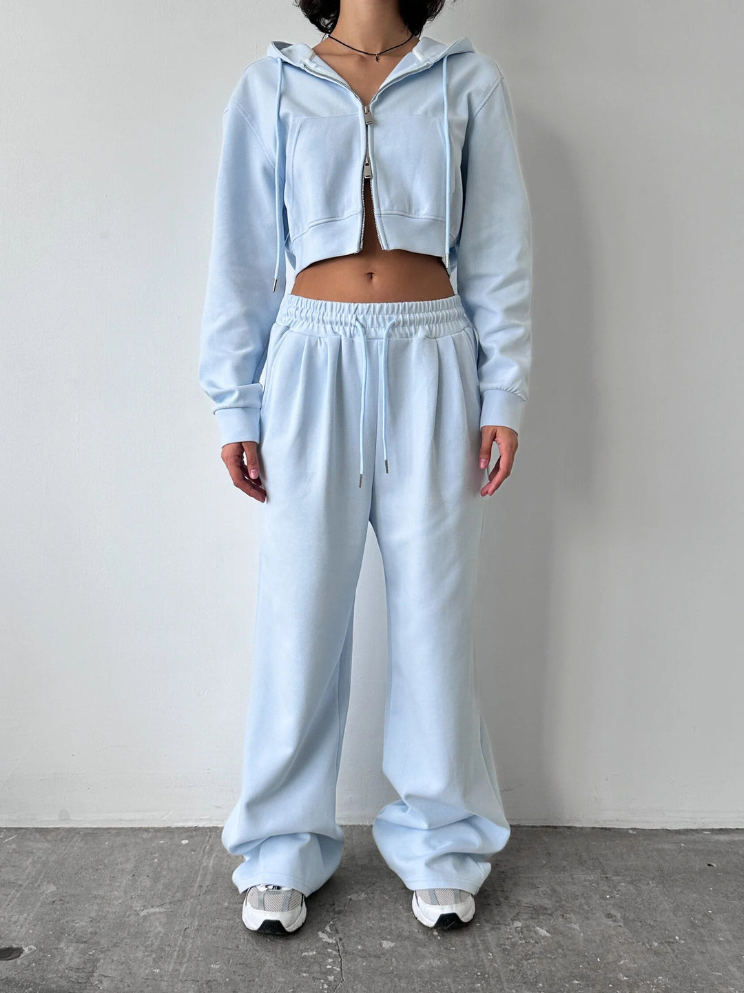 Damen modischer Cropped Hoodie und weit geschnittene Jogginghose Set Fudus