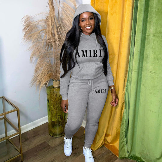 Damen Jogginganzug mit modernem Logo Fudus