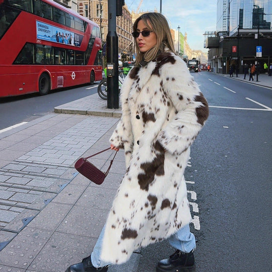 Damen Langhaarmantel mit modischem Punktdesign Fudus