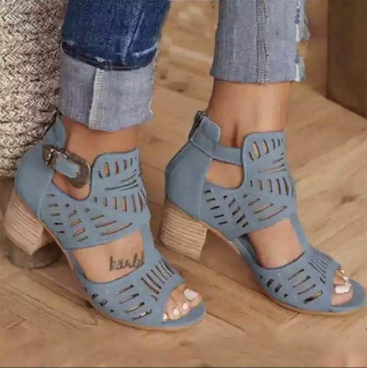Damen Sandalen Mit Modernem Lochmuster Und Komfortablem Blockabsatz