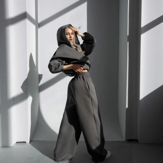 Damen modischer cropped Kapuzenpullover und entspannte Hose Set Fudus