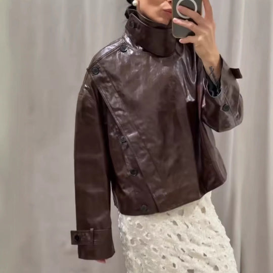 Damen Kunstlederjacke mit asymmetrischem Schnitt und dekorativen Knöpfen Fudus