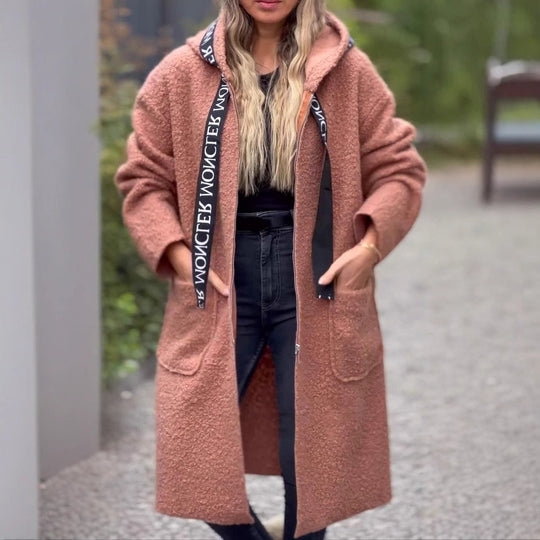 Damen Kuschelige Langjacke mit Kapuze und praktischen Taschen Fudus