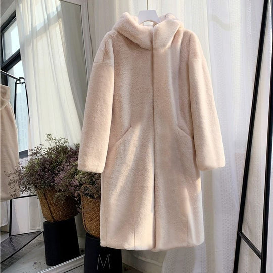 Damen Kuschelmantel mit Kapuze aus weichem Plüsch Fudus