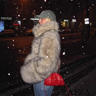 Damen Kunstfelljacke mit hohem Kragen und weichem Innenfutter Fudus