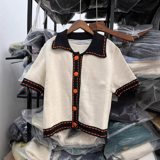 Damen Kurzarmpullover mit kontrastierenden Details Fudus