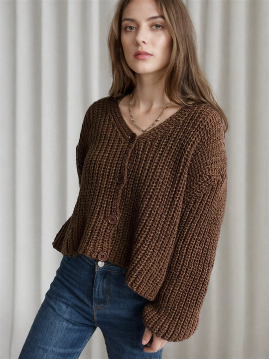 Damen Grobstrickjacke mit modischen Knopfdetails und lässigem Schnitt Fudus