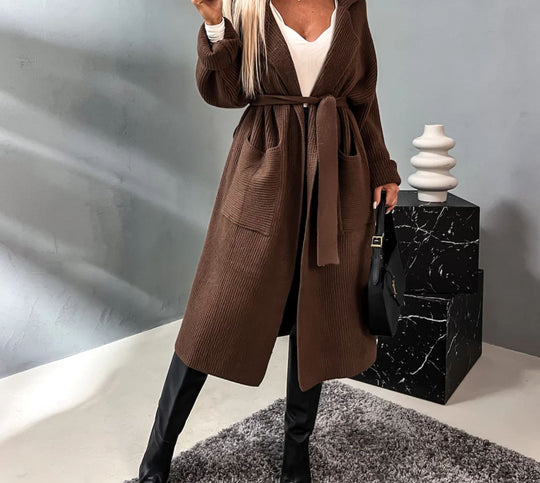 Damen Kuscheliger Strickmantel mit Gürtel und praktischen Taschen Fudus