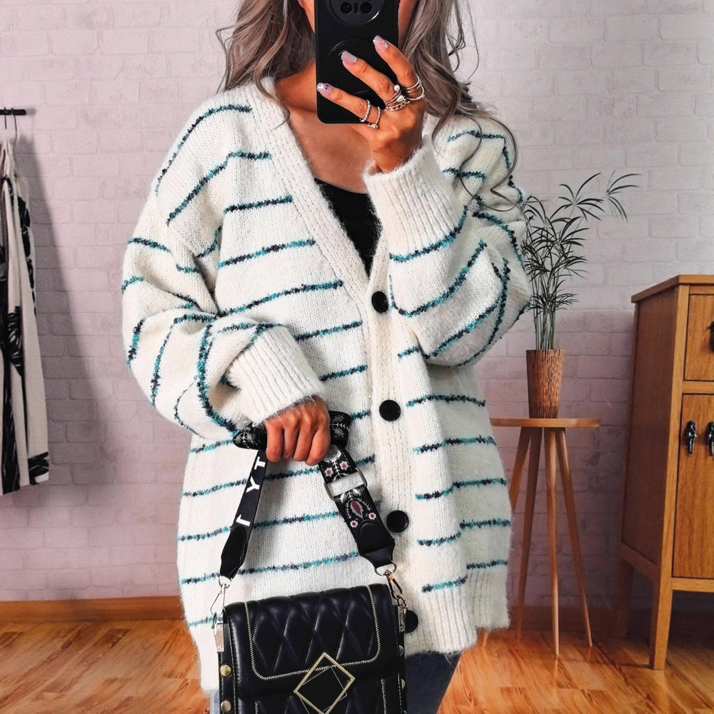 Damen Grobstrickjacke mit modischen Kontraststreifen und eleganten Knopfdetails Fudus