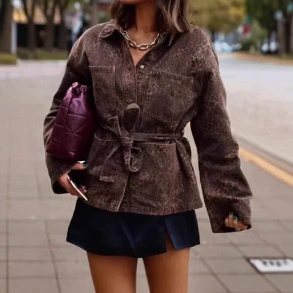 Damen Jeansjacke mit flexiblem Taillengürtel und animalischem Muster Fudus