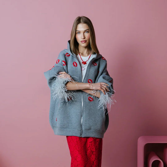 Damen Hoodie mit Federn und Lippenmotiv Fudus