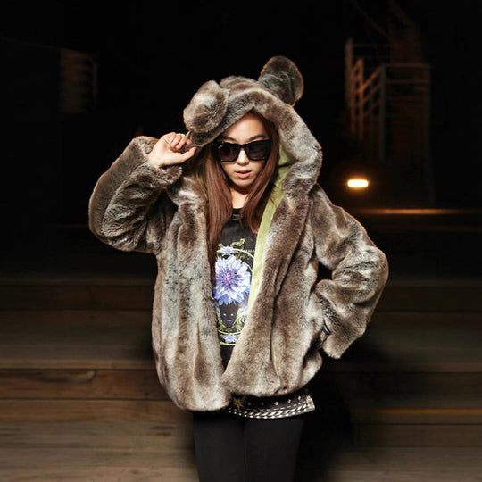 Damen Kuschelige Kunstfelljacke mit tierischem Design Fudus