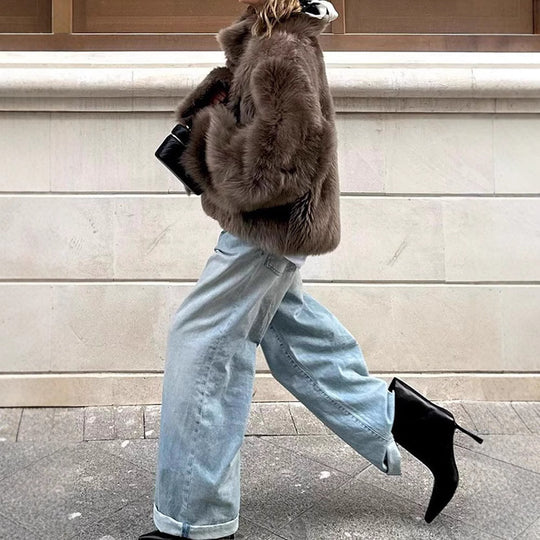 Damen Kunstfelljacke mit hochschließendem Kragen und luxuriösem Design Fudus