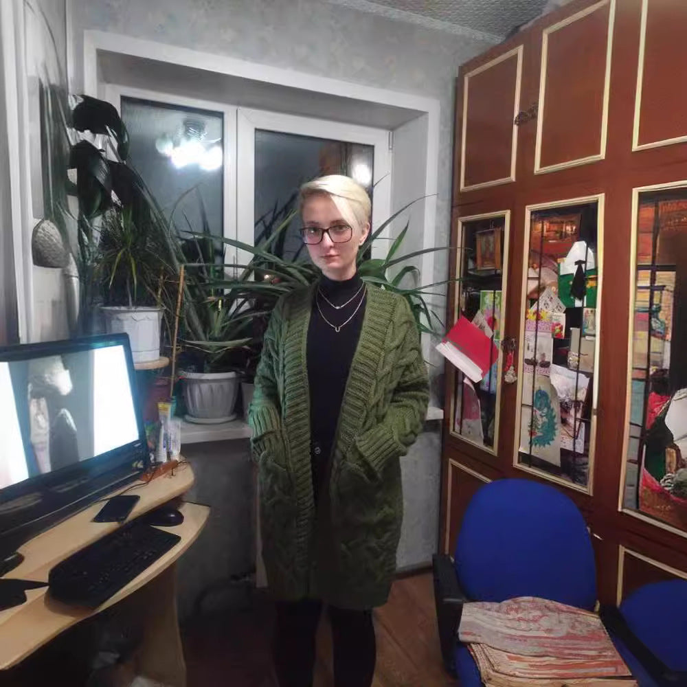 Damen Grobstrick-Kardigan mit tiefem V-Ausschnitt und praktischen Taschen Fudus