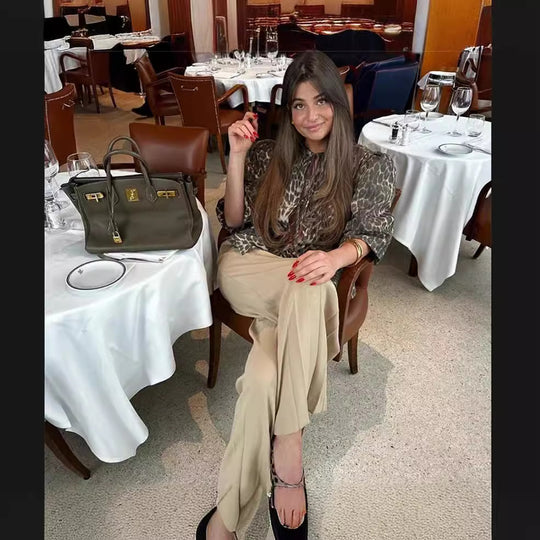 Damen Kurzarmbluse mit raffinierten Rüschendetails Fudus