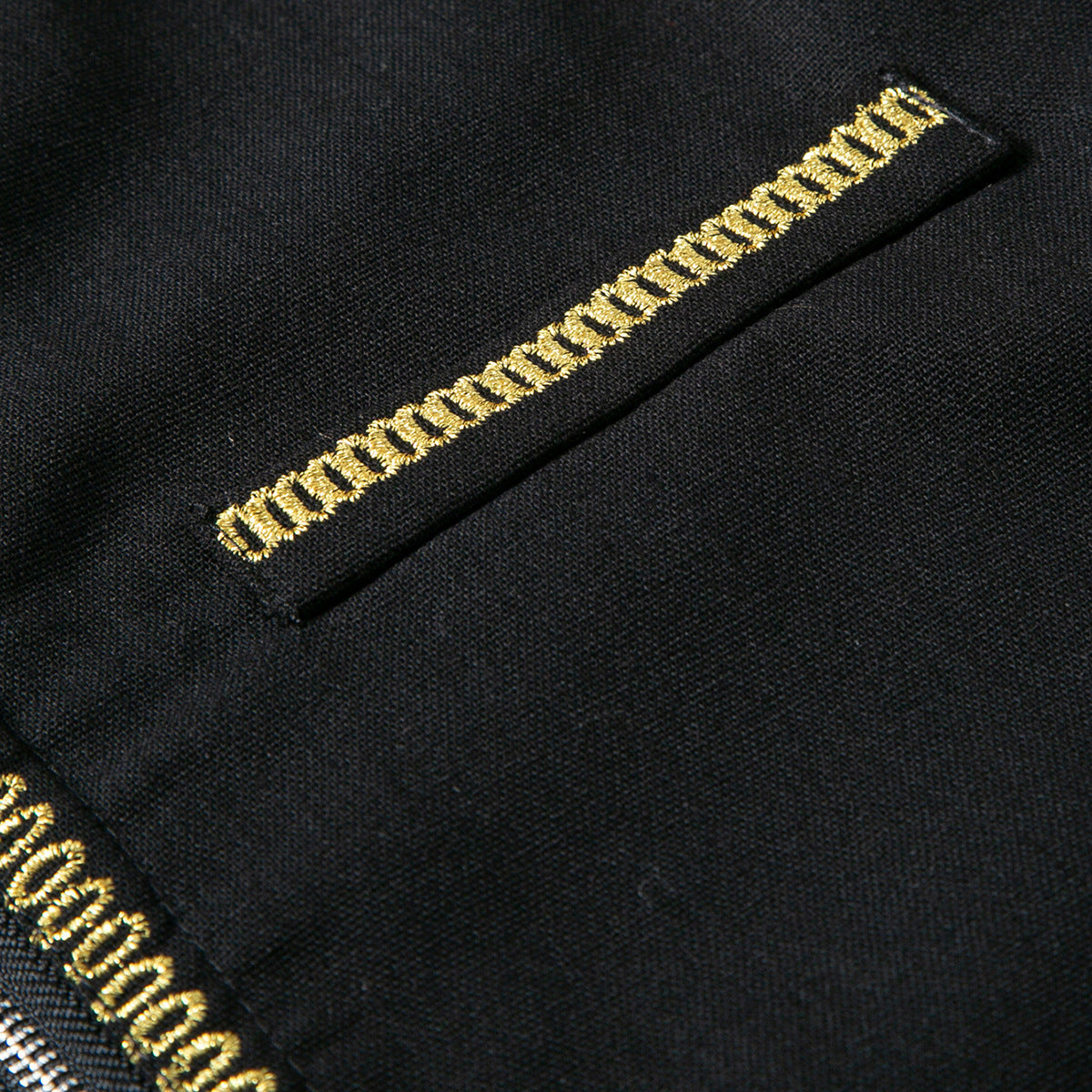 Herren Elegantes Kurta mit feiner Stickerei Fudus