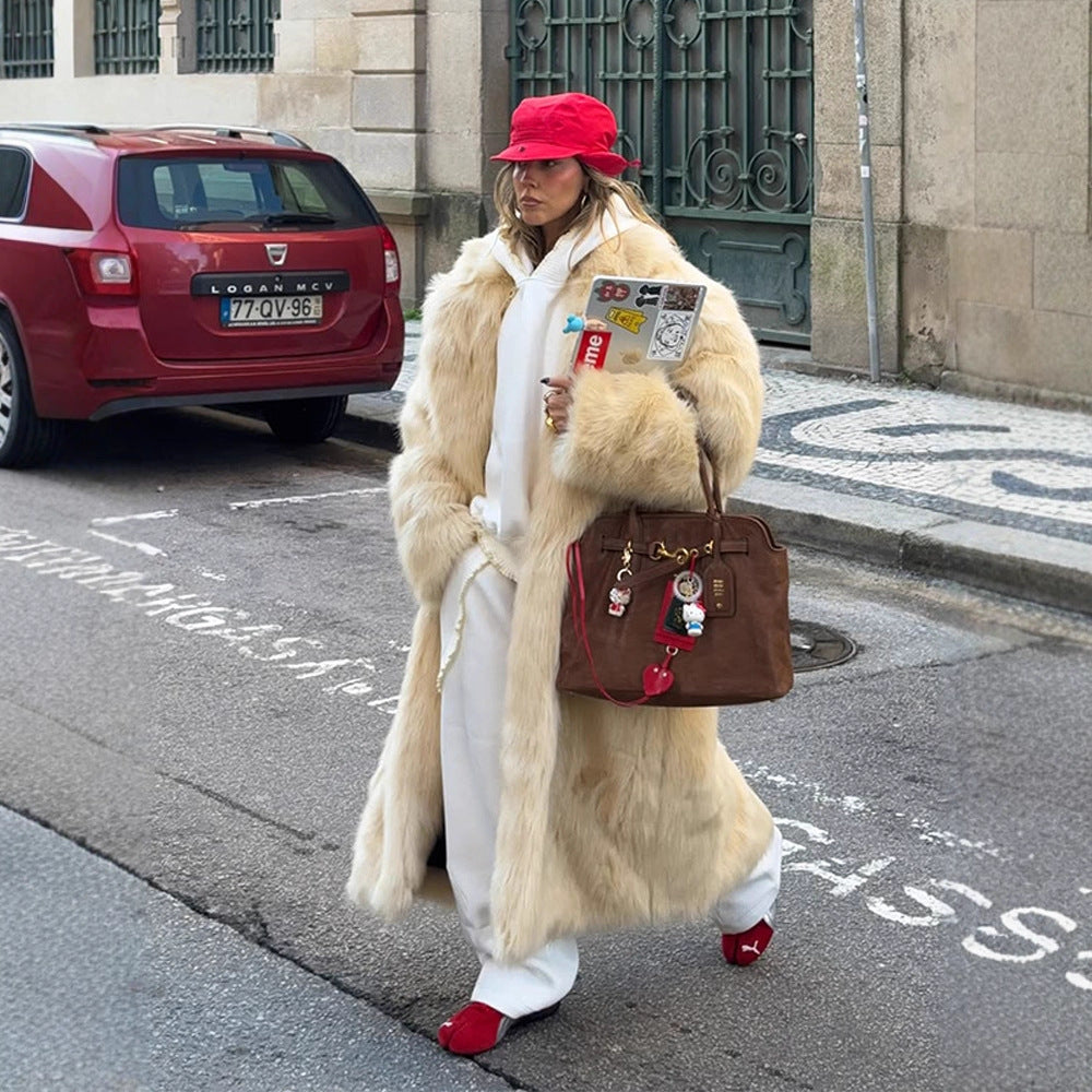 Damen Kunstfellmantel mit voluminösen Ärmeln und elegantem Schnitt Fudus