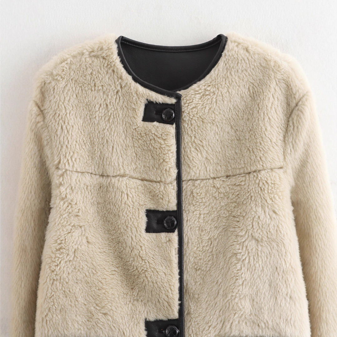 Damen Kunstfelljacke mit eleganten Details Fudus