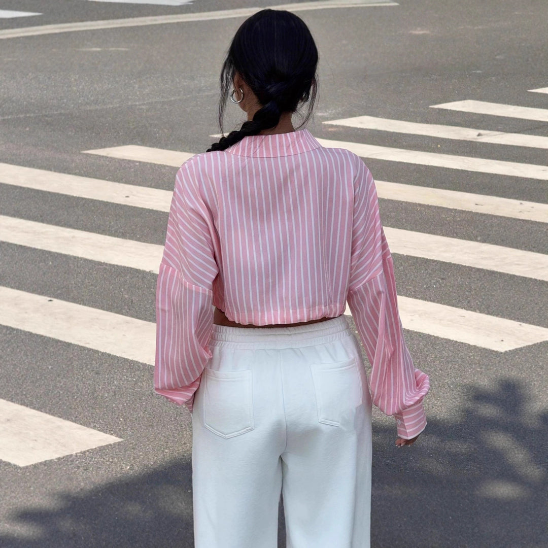 Damen Kurzes Hemd mit gestreiftem Design und Bindedetails Fudus