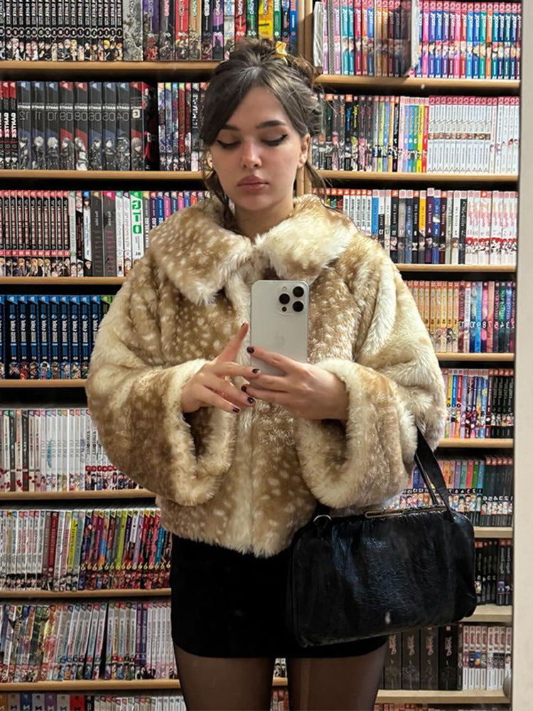 Damen Kunstfelljacke mit weitem Kragen und eleganten Rüschen Fudus