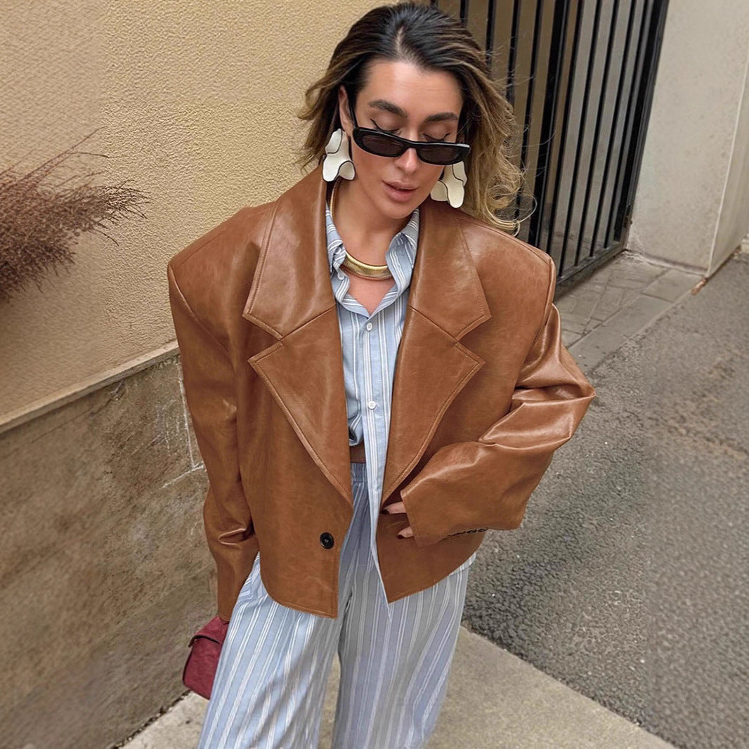 Damen kurze Lederjacke im stilvollen Blazer-Look Fudus