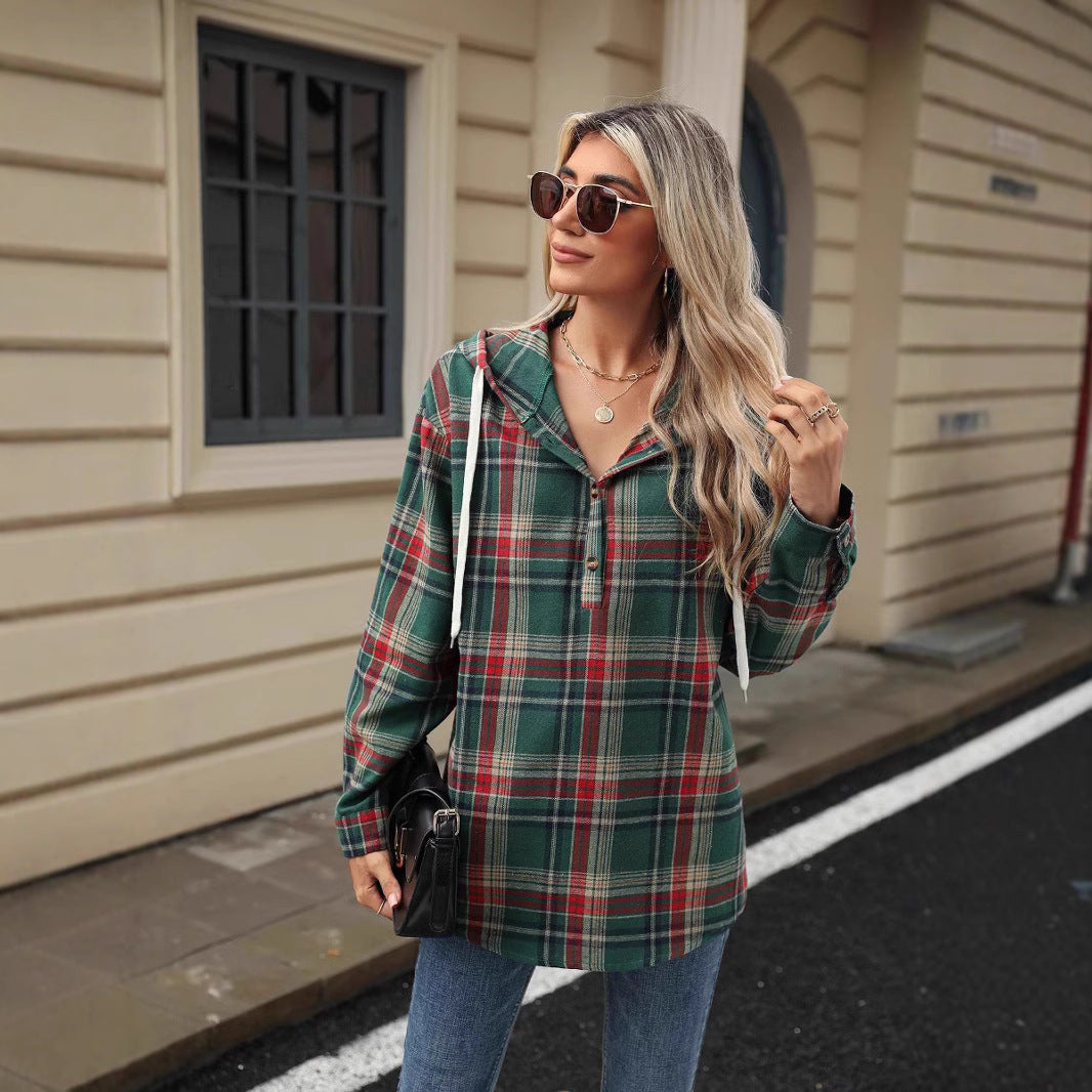 Damen karierte Kapuzenbluse mit praktischen Knopfdetails und lässigem Schnitt Fudus
