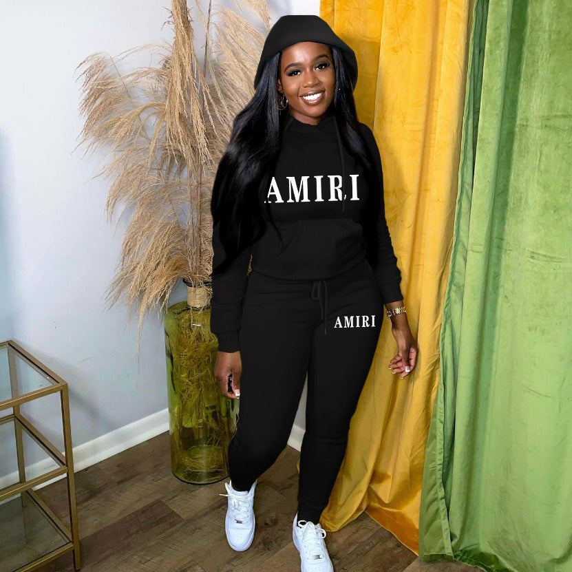 Damen Jogginganzug mit modernem Logo Fudus