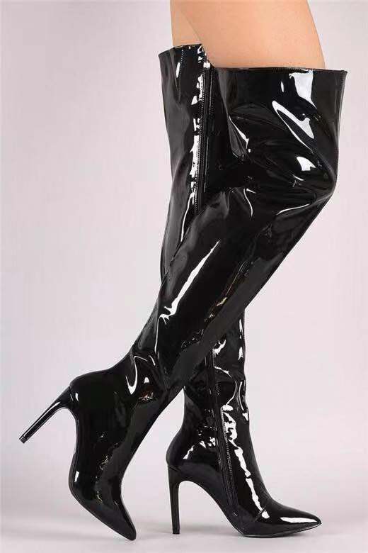 Damen High Heels Overknee Stiefel mit glänzendem Obermaterial und spitzem Zehenbereich