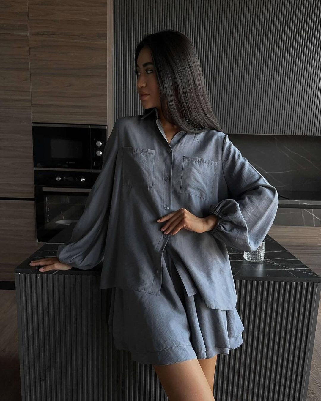 Damen Kombination aus luftiger Bluse und Shorts Fudus