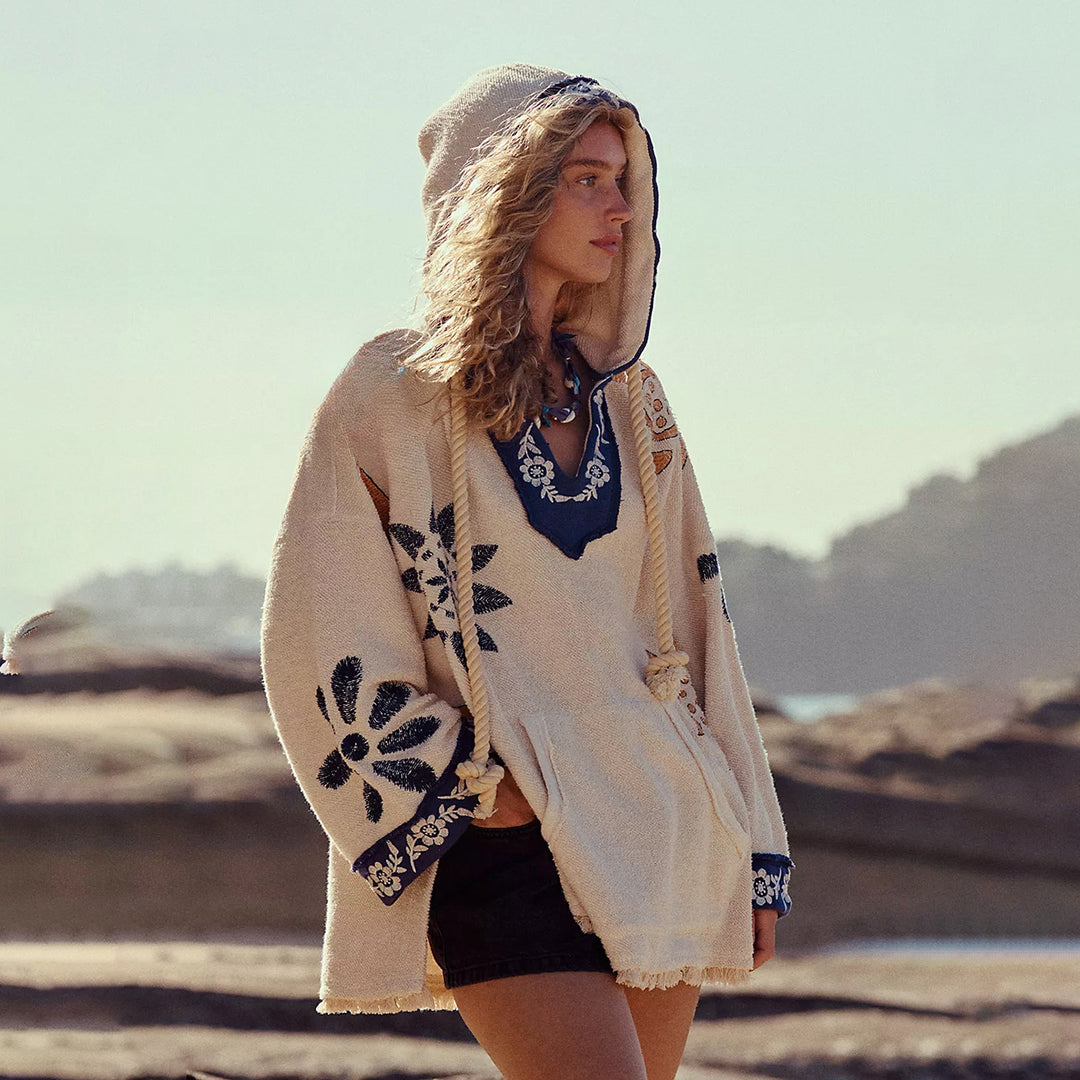 Damen Kapuzenponcho mit bunten Stickereien und fransigen Abschlüssen Fudus