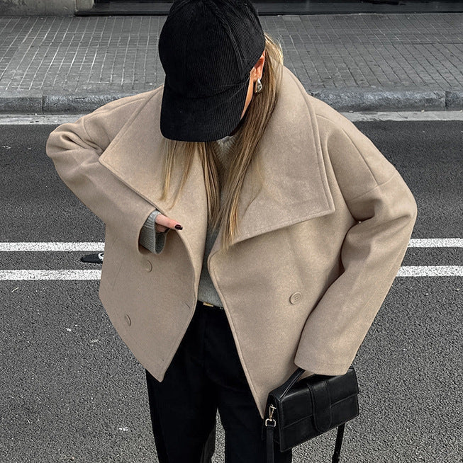 Damen lässige Oversized-Jacke mit breitem Kragen und Knopfdetails Fudus
