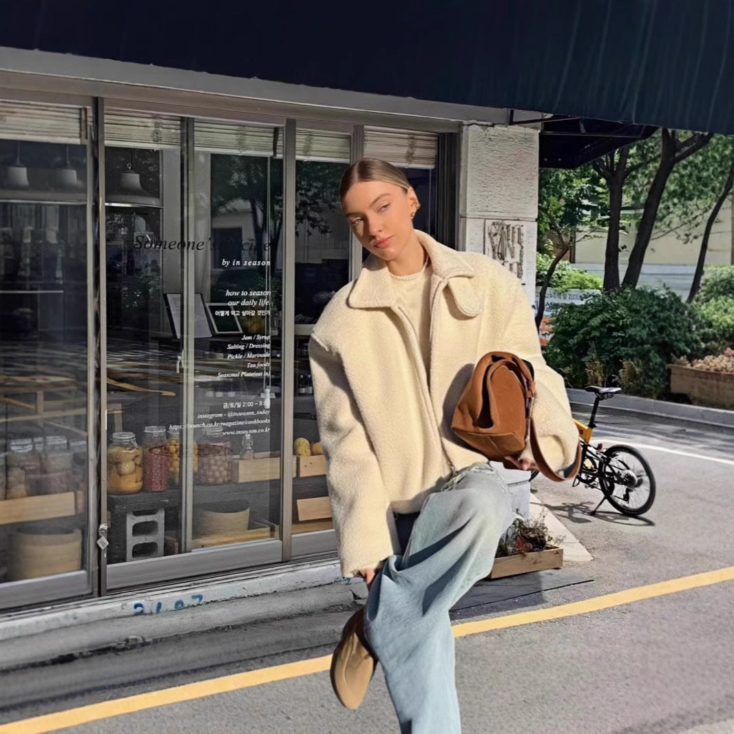 Damen kuschelige und stylische Kurzjacke Fudus