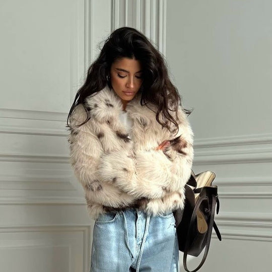 Damen Kunstfelljacke mit modernem Design und hohem Kragen Fudus