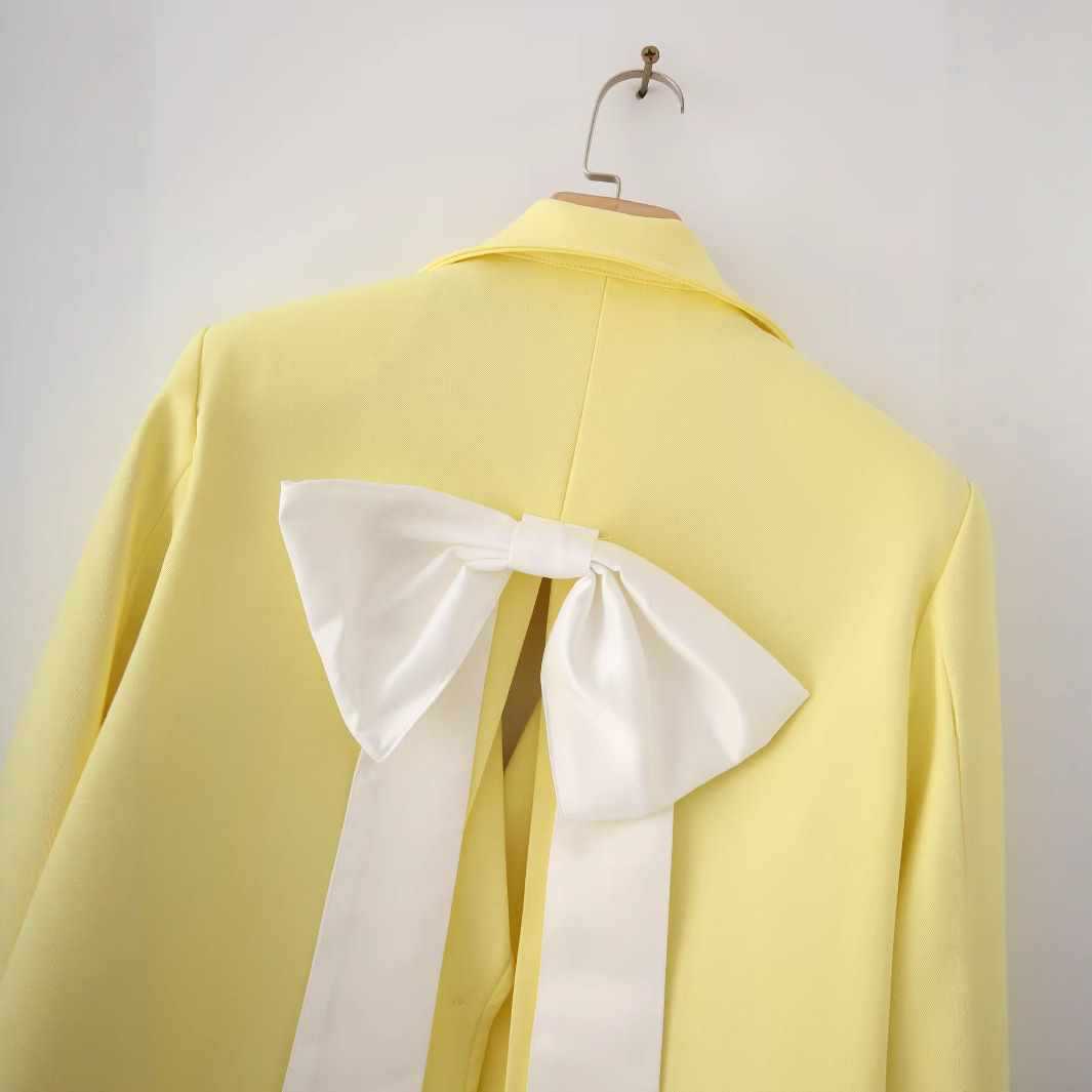 Damen lässige Blazerjacke mit praktischen Taschen und eleganter Knopfleiste Fudus