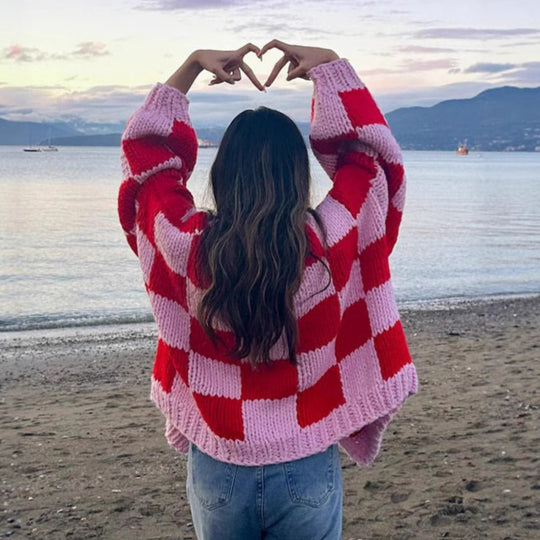 Damen Grobstrickjacke im modernen Karomuster Fudus