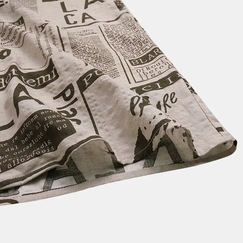 Herren Hemd Knöpfe Zeitungsdruck