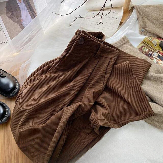 Cordhose mit hoher Taille