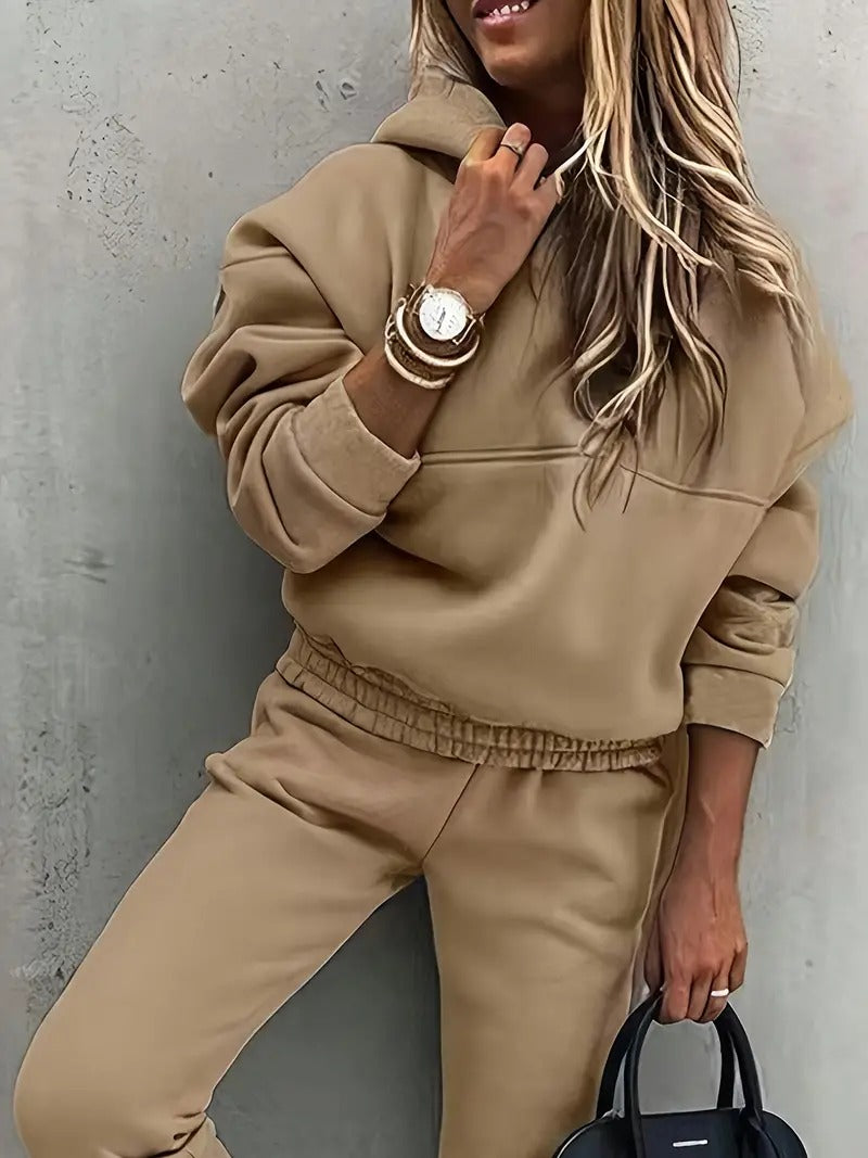 Jogging Outfit Damen Elegant Mühelos