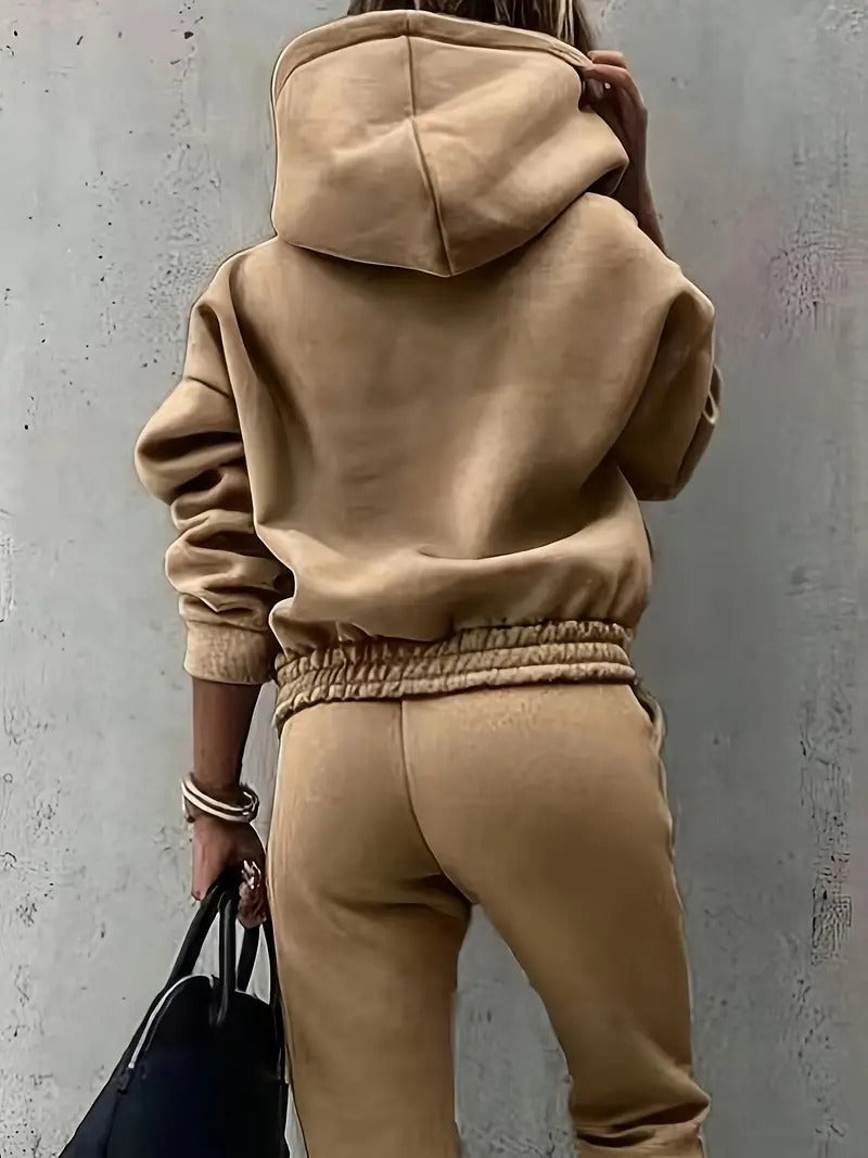 Jogging Outfit Damen Elegant Mühelos