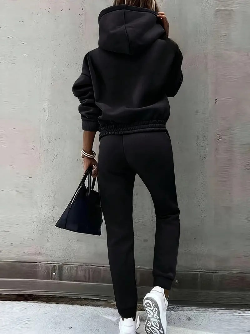 Jogging Outfit Damen Elegant Mühelos