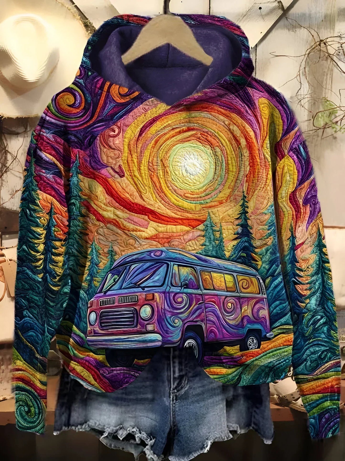 Fudus | Retro Roadtrip Hoodie
